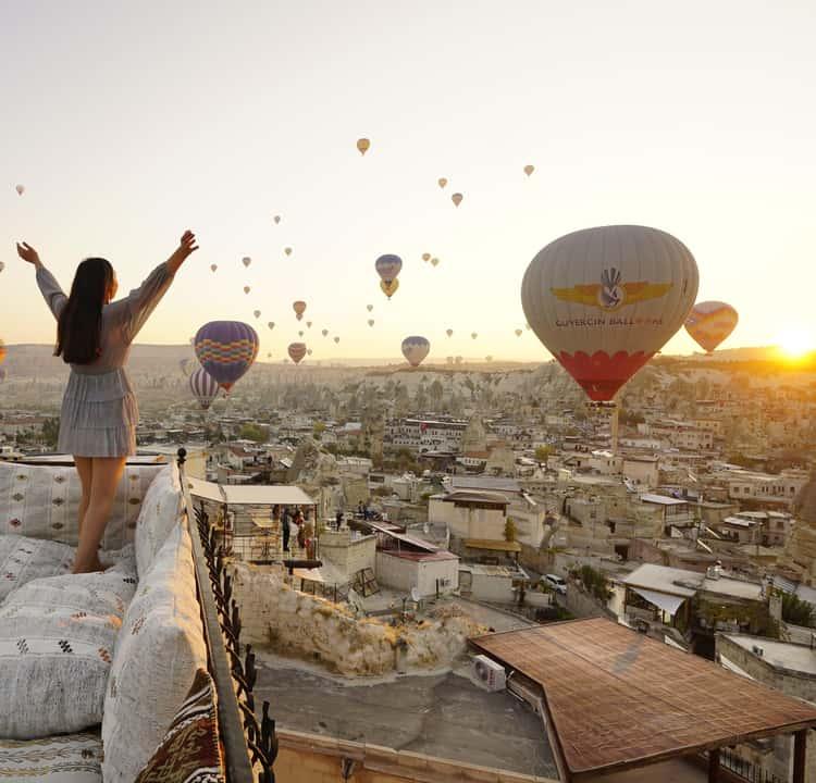 Where to Watch Cappadocia Hot Air Balloons? The Best Viewpoints