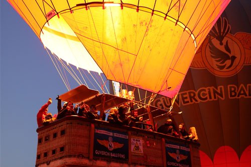 Hot air balloons valley